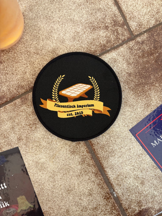 Fliesentisch Patch „Ehrenfläche“ – rund & gewebt | 10 × 10 cm