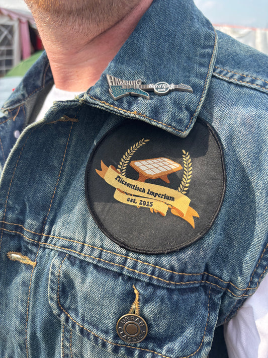 Fliesentisch Patch „Ehrenfläche“ – rund & gewebt | 10 × 10 cm